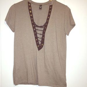 Open tie tee
